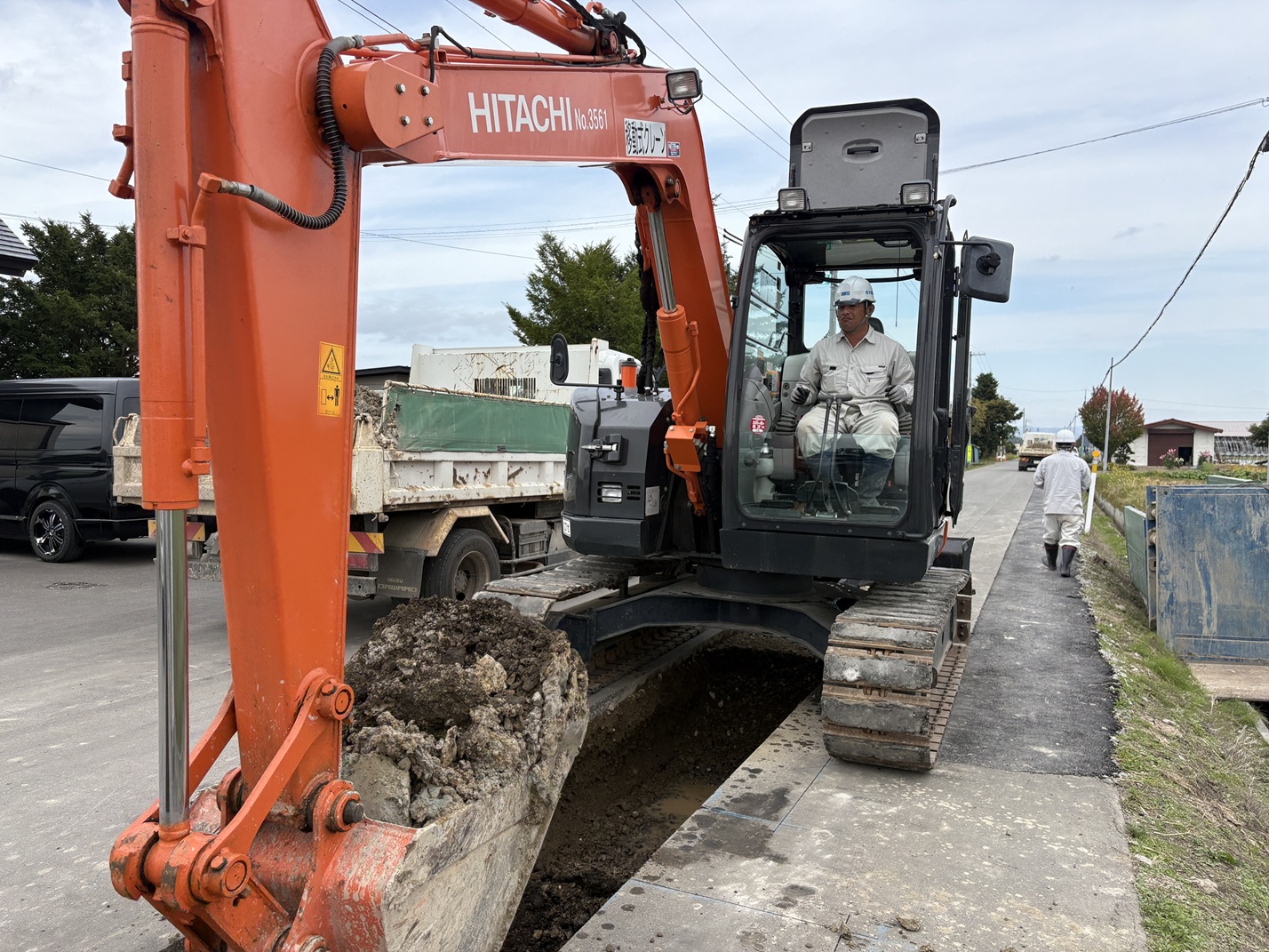 水道管に関わる工事スタッフ